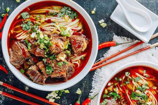 湯姥爺蹺腳牛肉面品牌賣(mài)點(diǎn)