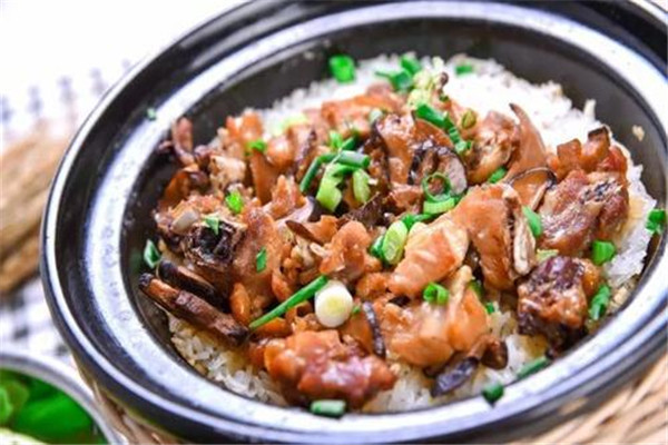 松桂坊臘味煲仔飯店
