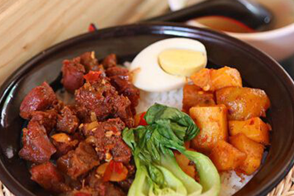 加盟和番丼飯賺錢嗎