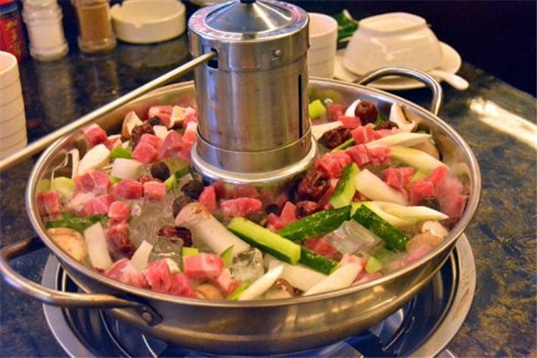加盟巴蜀龍門陣店多少錢