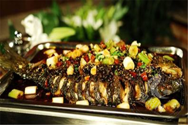 諸葛烤魚加盟