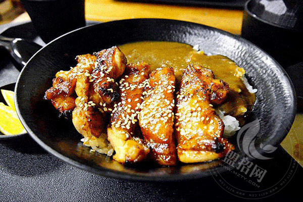 丼大少爺燒肉飯加盟
