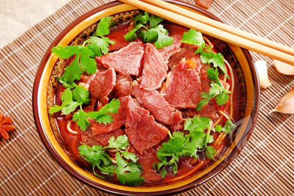 牛牛小牛當家牛肉面加盟流程