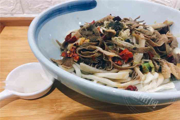 九頑爆肚面加盟咋樣