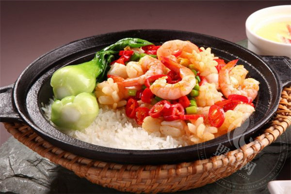 順德牛展煲仔飯價格