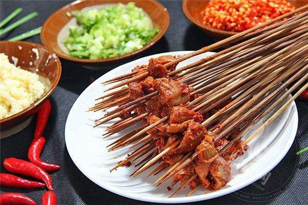 陳鋼串串香加盟電話