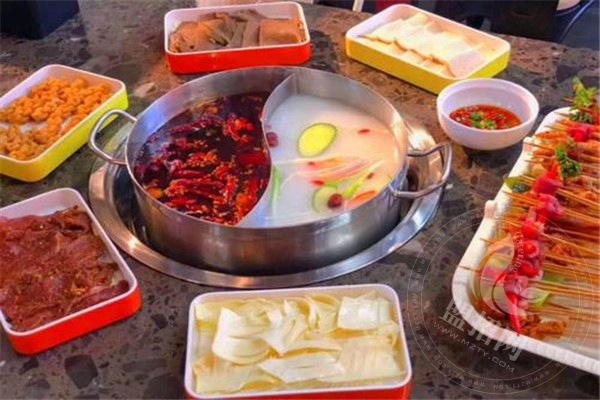 簽二爺火鍋串串香有多少家店