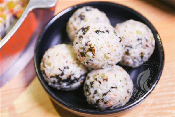 過路人飯團加盟怎么樣