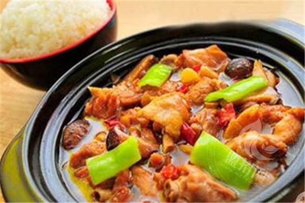 凌周軒閣黃燜雞米飯加盟店可靠嗎