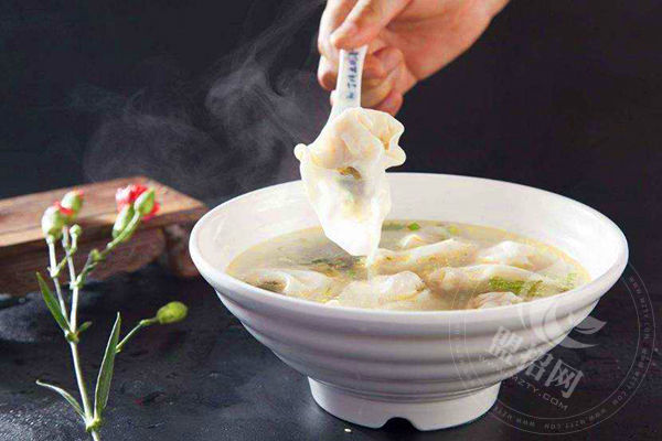 曹記餛飩面館怎么樣