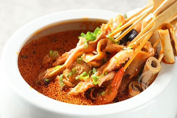 見證80后冷鍋串串加盟