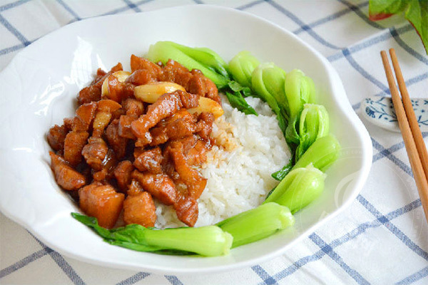胡須張鹵肉飯總部
