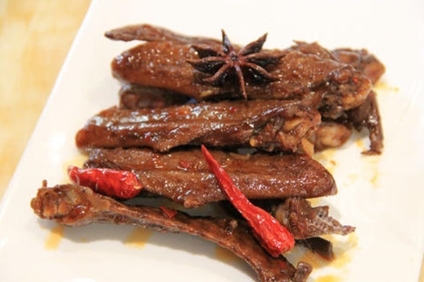 如何加盟鹵三國鹵味小吃