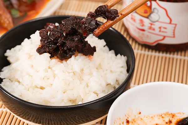 良牛鮮定牛肉醬拌飯公司地址