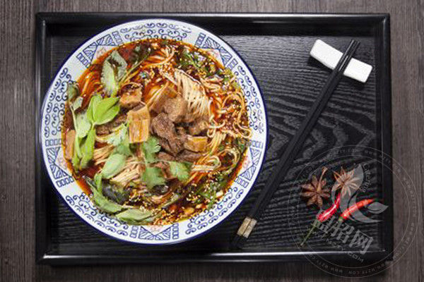 楊記蹺腳牛肉面