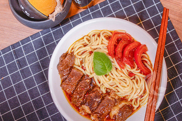 張拉拉蘭州牛肉面為什么關(guān)門