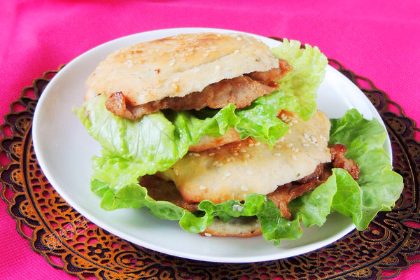 小寶燒餅里脊為什么大批量倒閉
