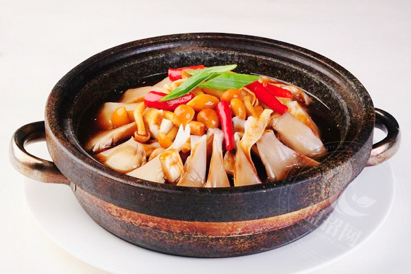 石打食石鍋飯加盟費
