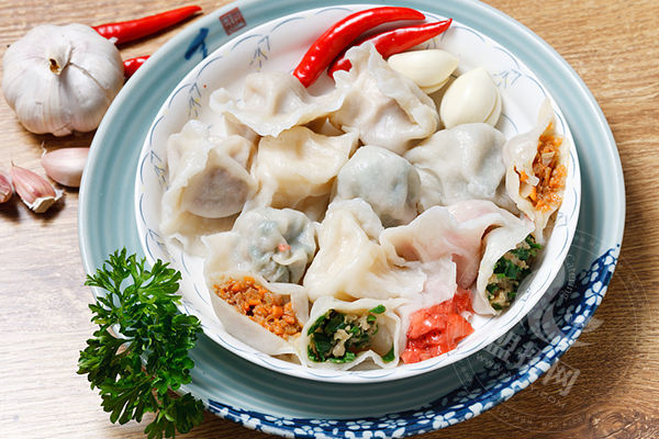 餃真水餃一個店一年盈利多少