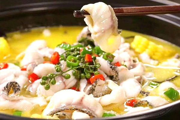 椒俏酸菜魚加盟總部