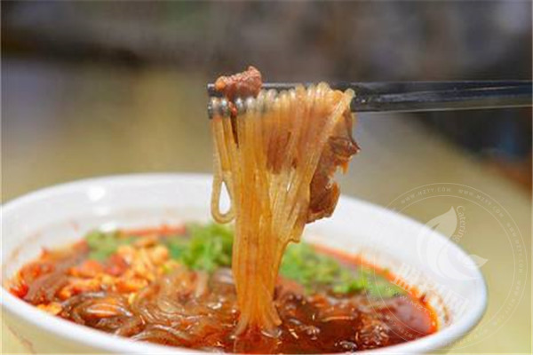 尕記鍋魁酸辣粉價格