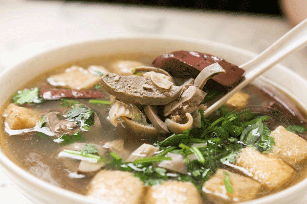 回味鴨血粉絲湯總部