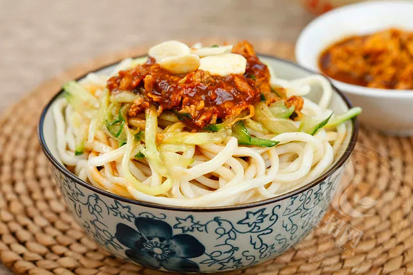 味家炸醬面加盟費多少錢