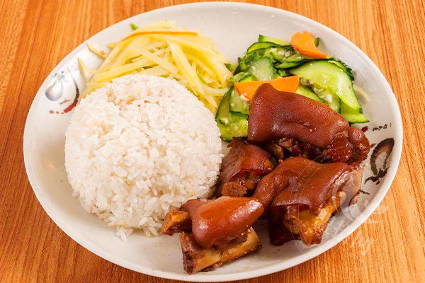 隆江豬腳飯加盟